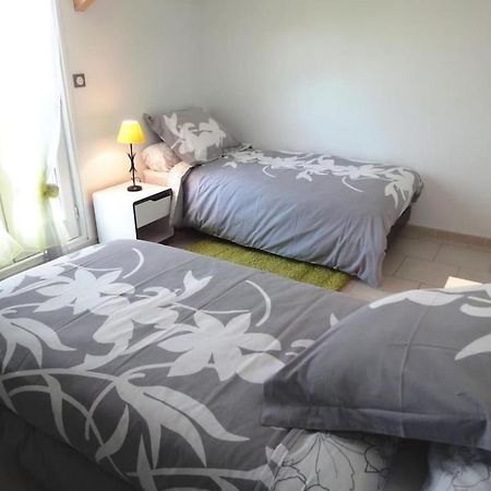 Appartement T3 Lumineux Tres Bien Equipe Avec Balcon Salies-de-Béarn Eksteriør billede