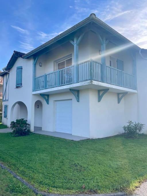 Appartement T3 Lumineux Tres Bien Equipe Avec Balcon Salies-de-Béarn Eksteriør billede