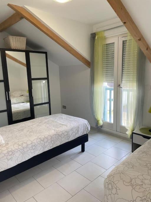 Appartement T3 Lumineux Tres Bien Equipe Avec Balcon Salies-de-Béarn Eksteriør billede